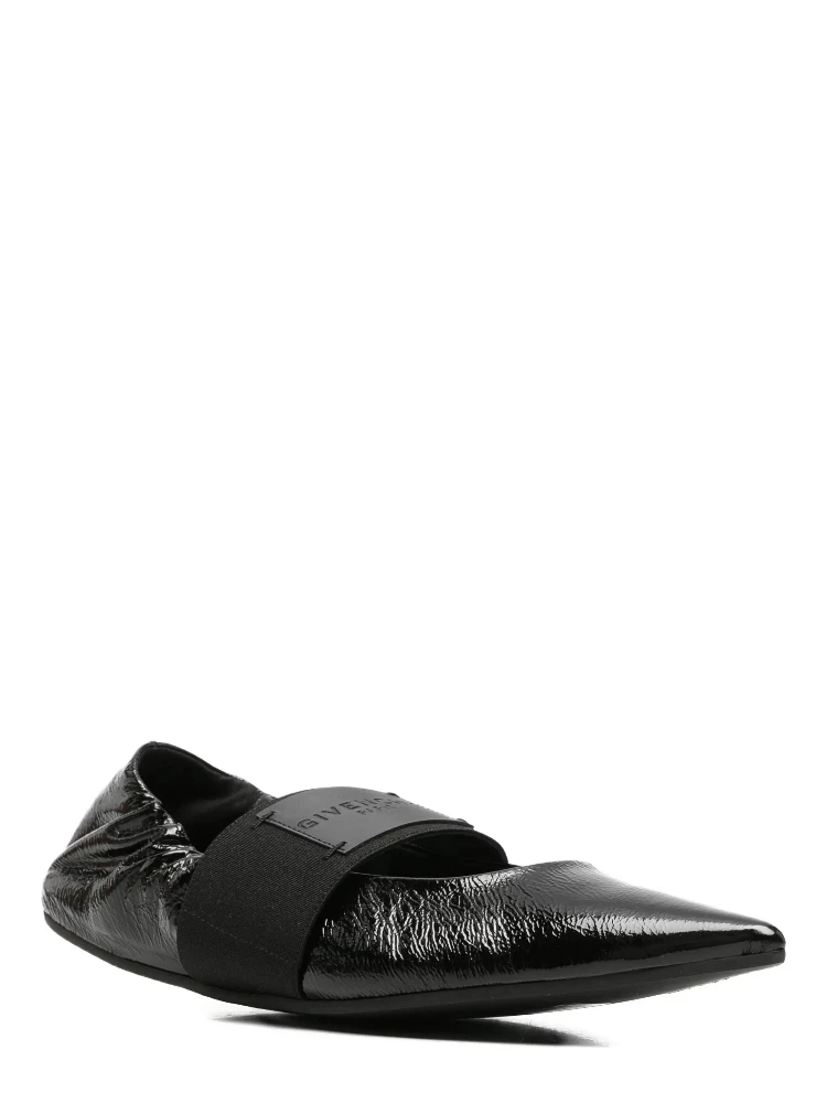 Givenchy Flat shoes Black alternative