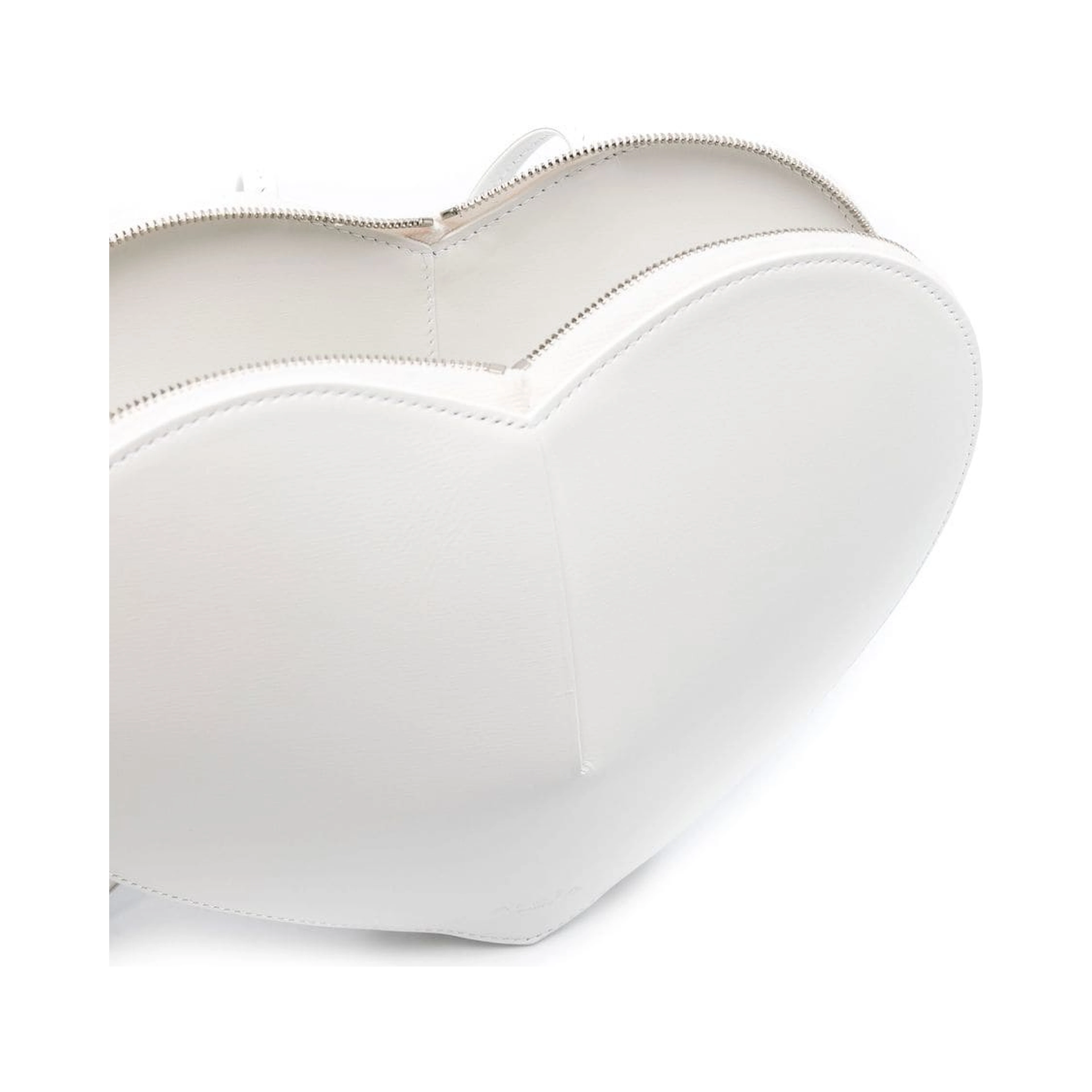 Alaia Bags.. Off white