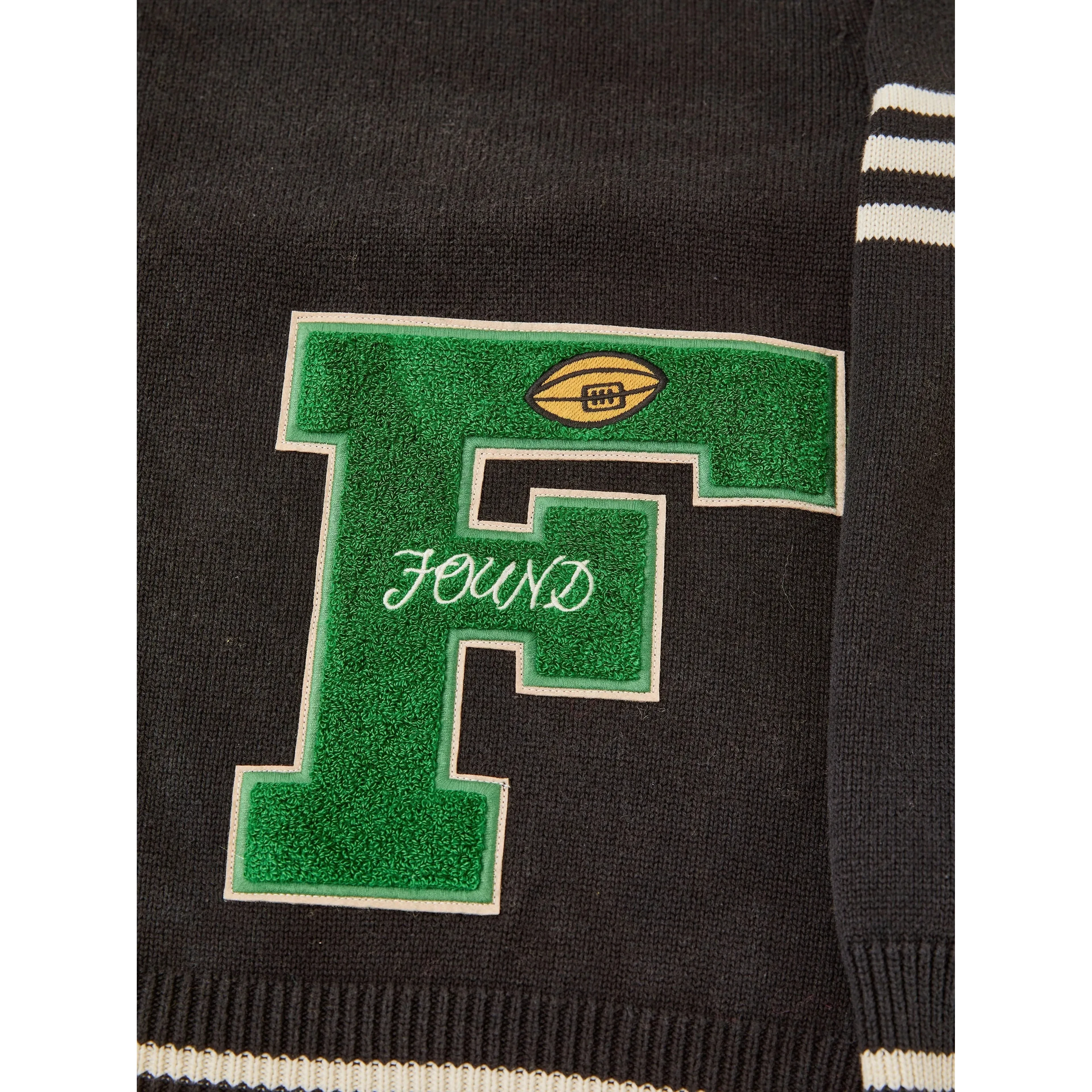 FOUND Sweaters Vintage/black