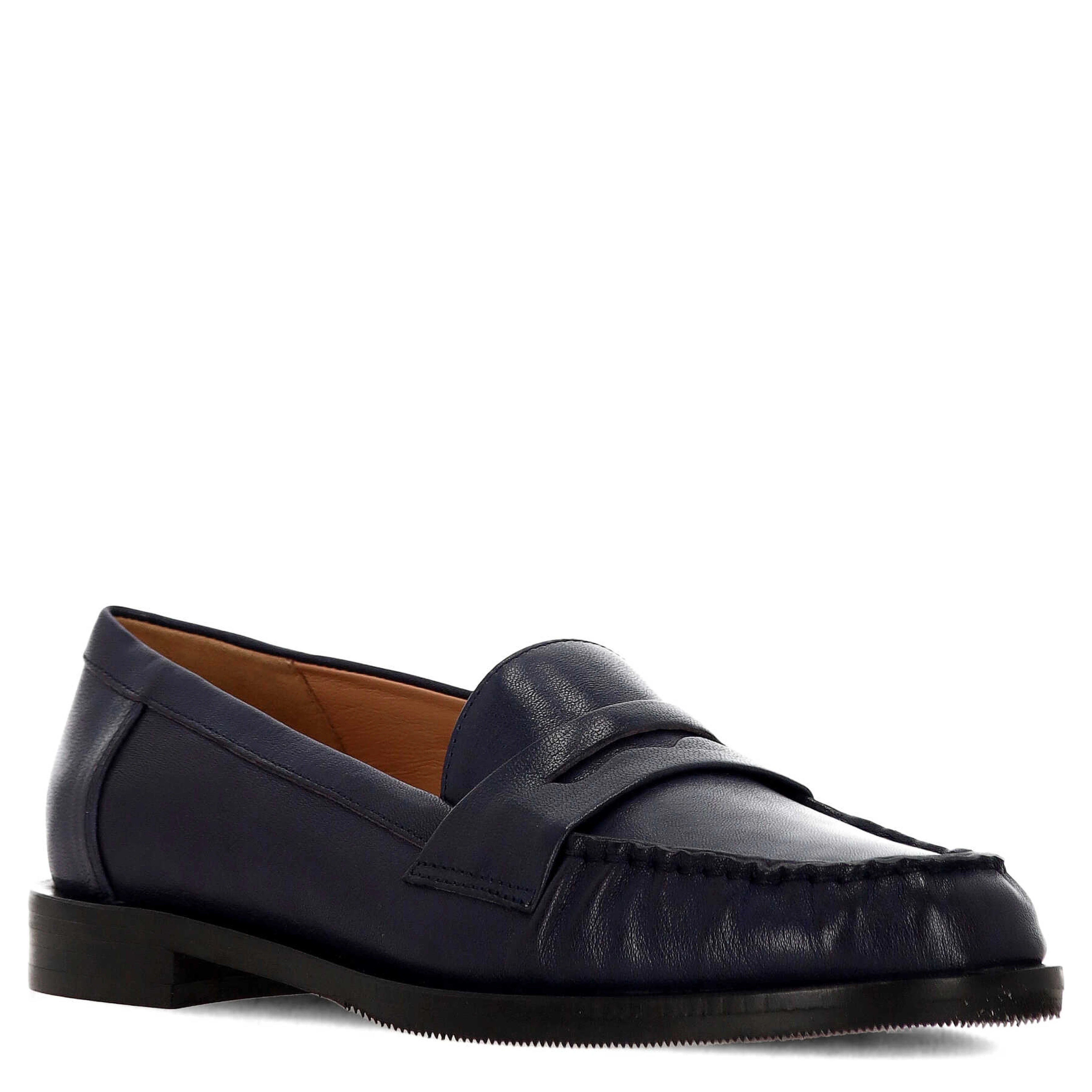 Status Flat shoes