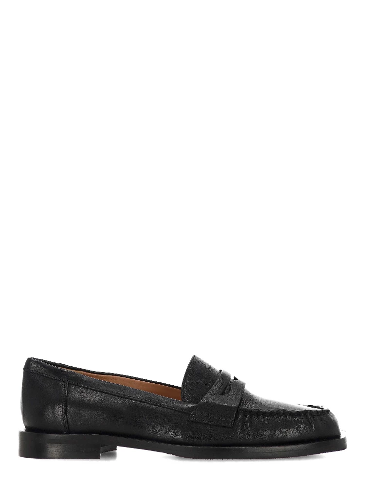 Status Flat shoes