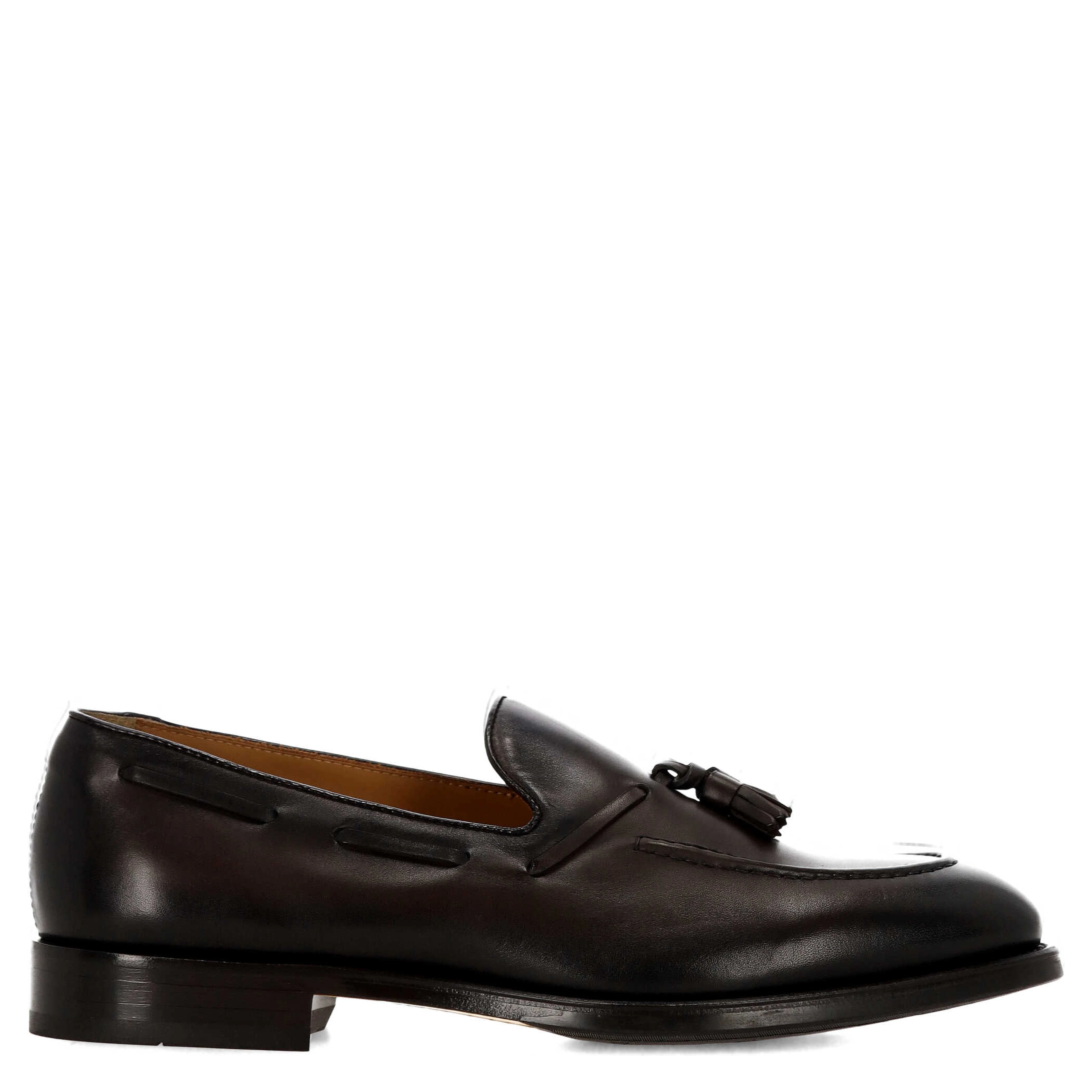 Doucal's Flat shoes