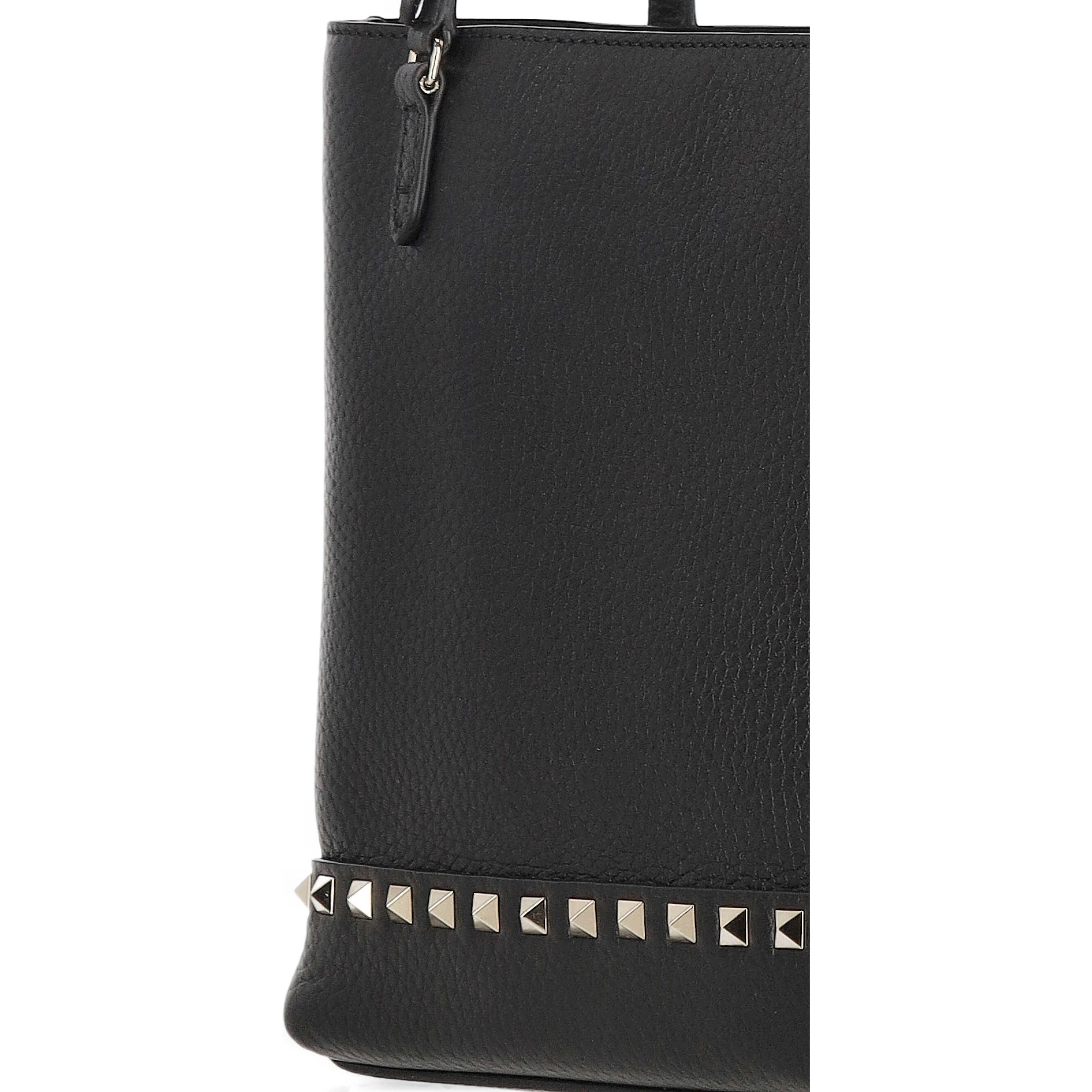 Valentino Garavani Bags.. Black