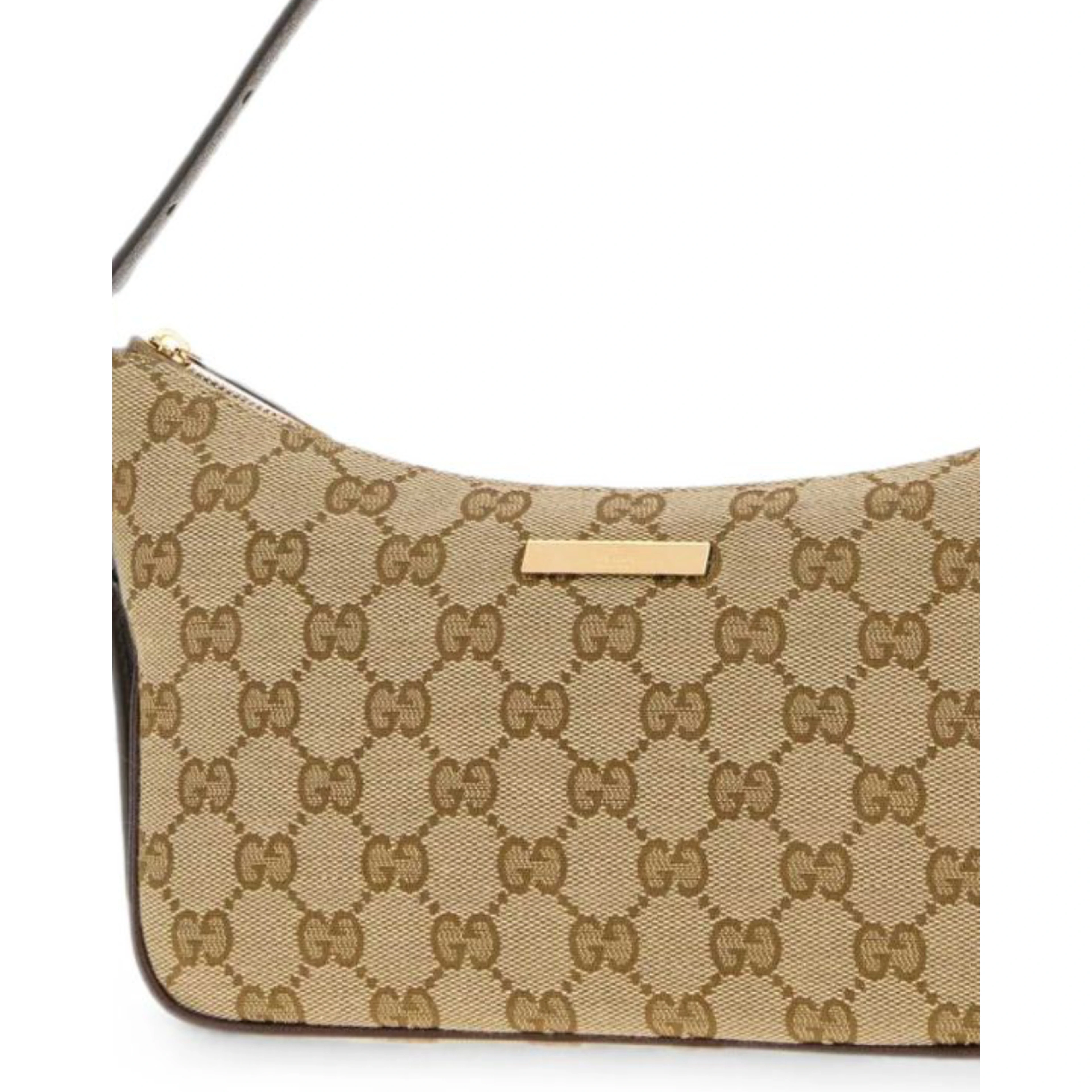 Gucci Bags.. Beige