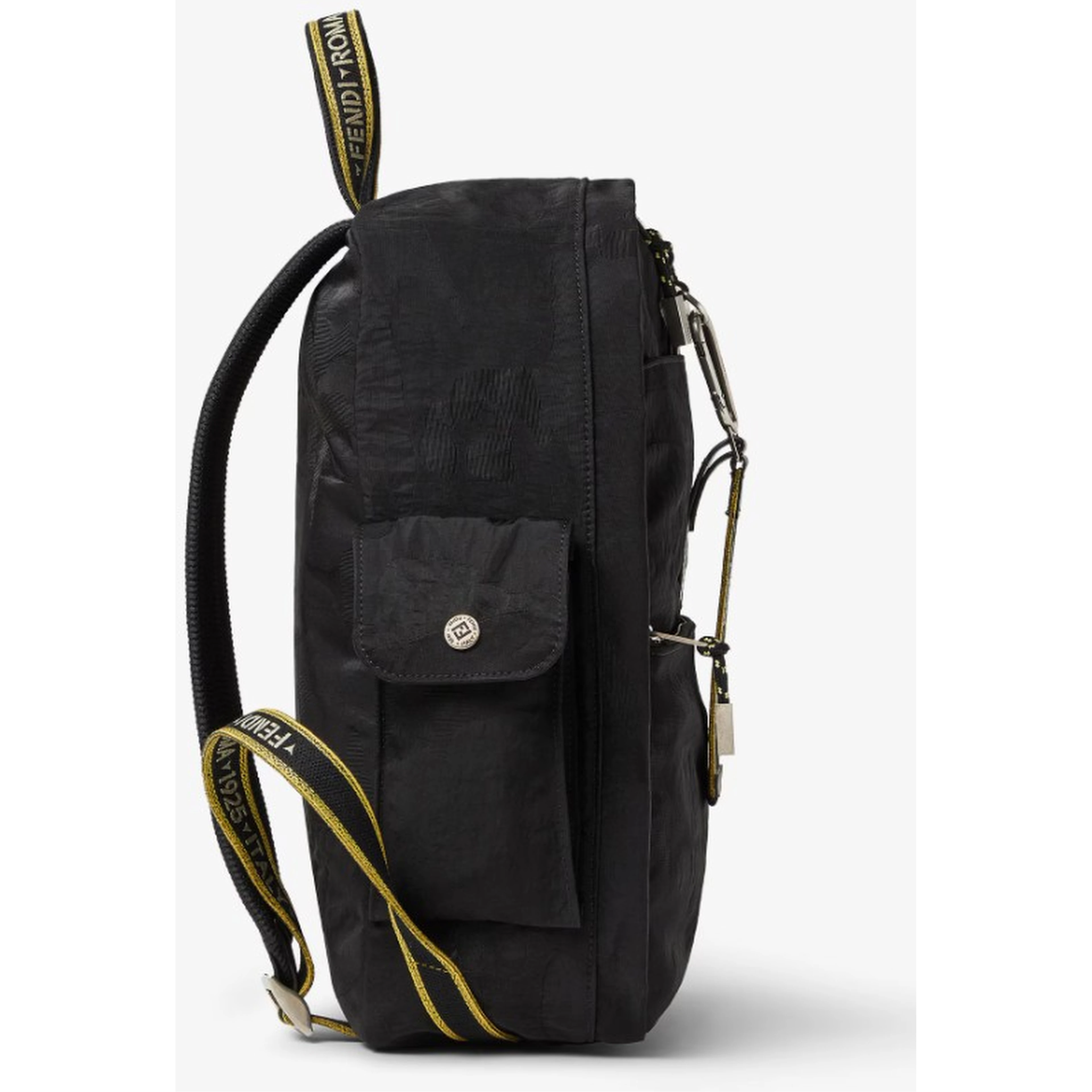 حقائب فندي.. أسود