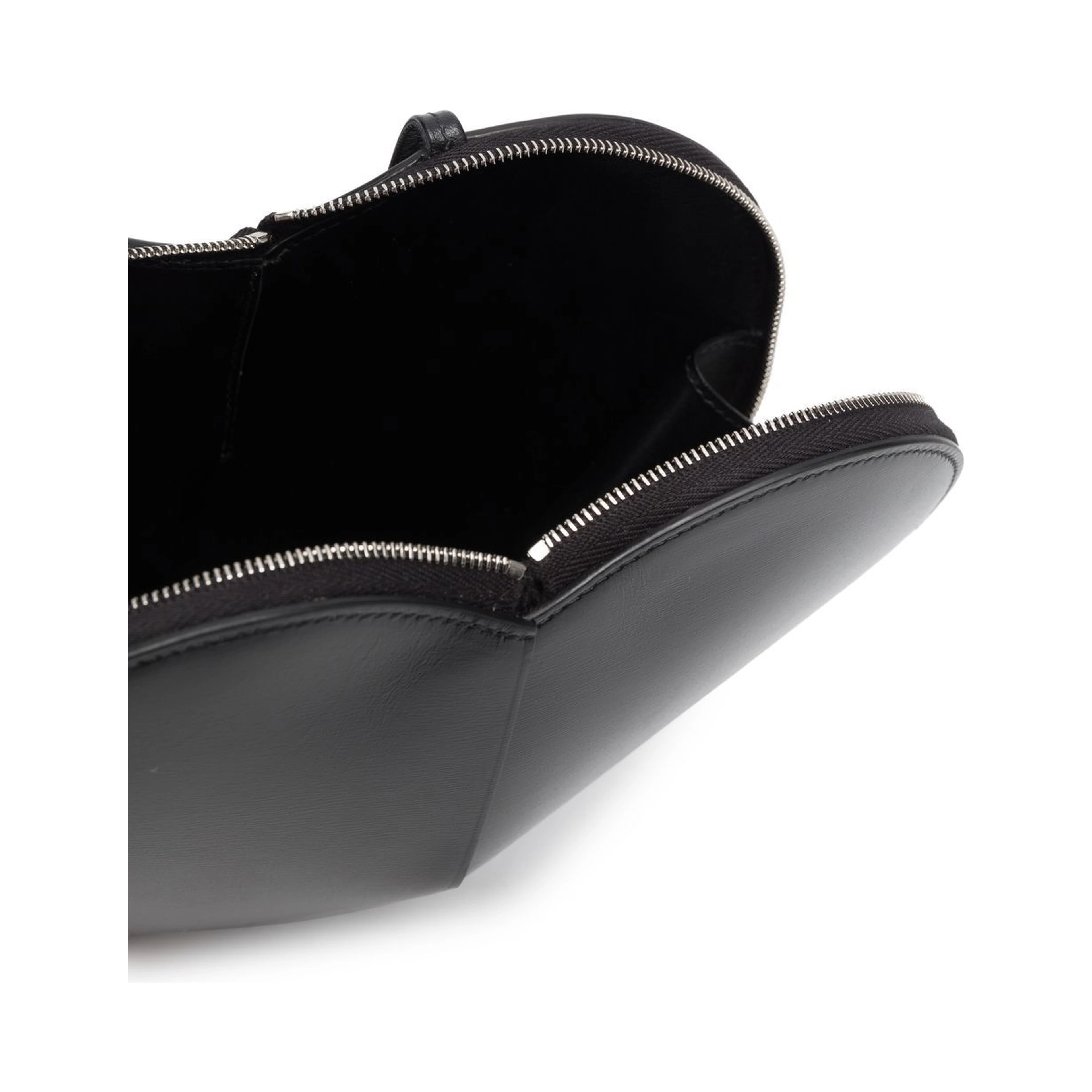 Alaia Bags.. Black