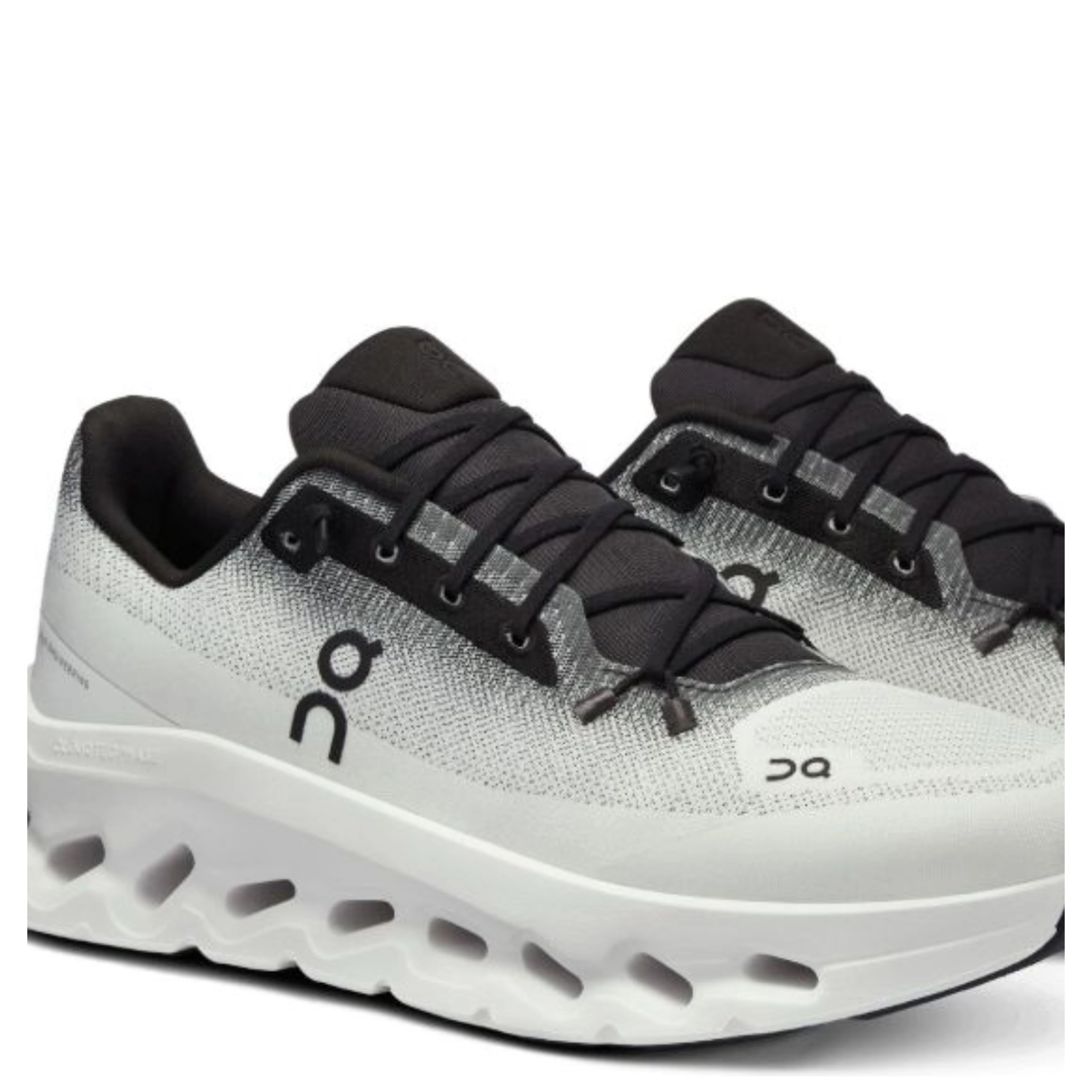 ON SNEAKER Sneakers