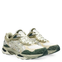 Asics Sneakers