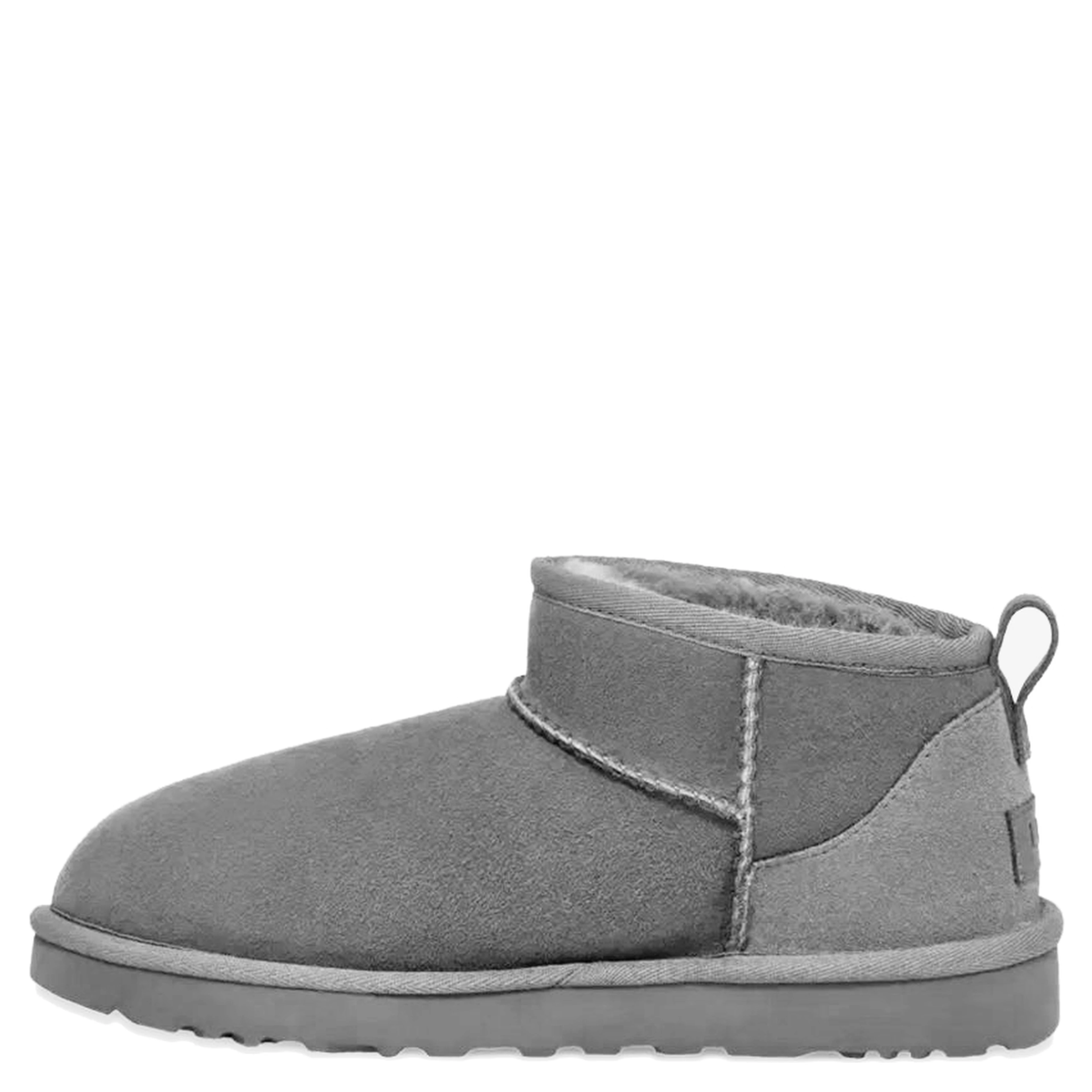 أحذية UGG رمادية