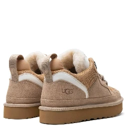 UGG Sneakers