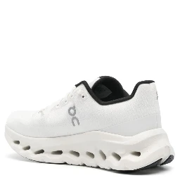 ON SNEAKER Sneakers