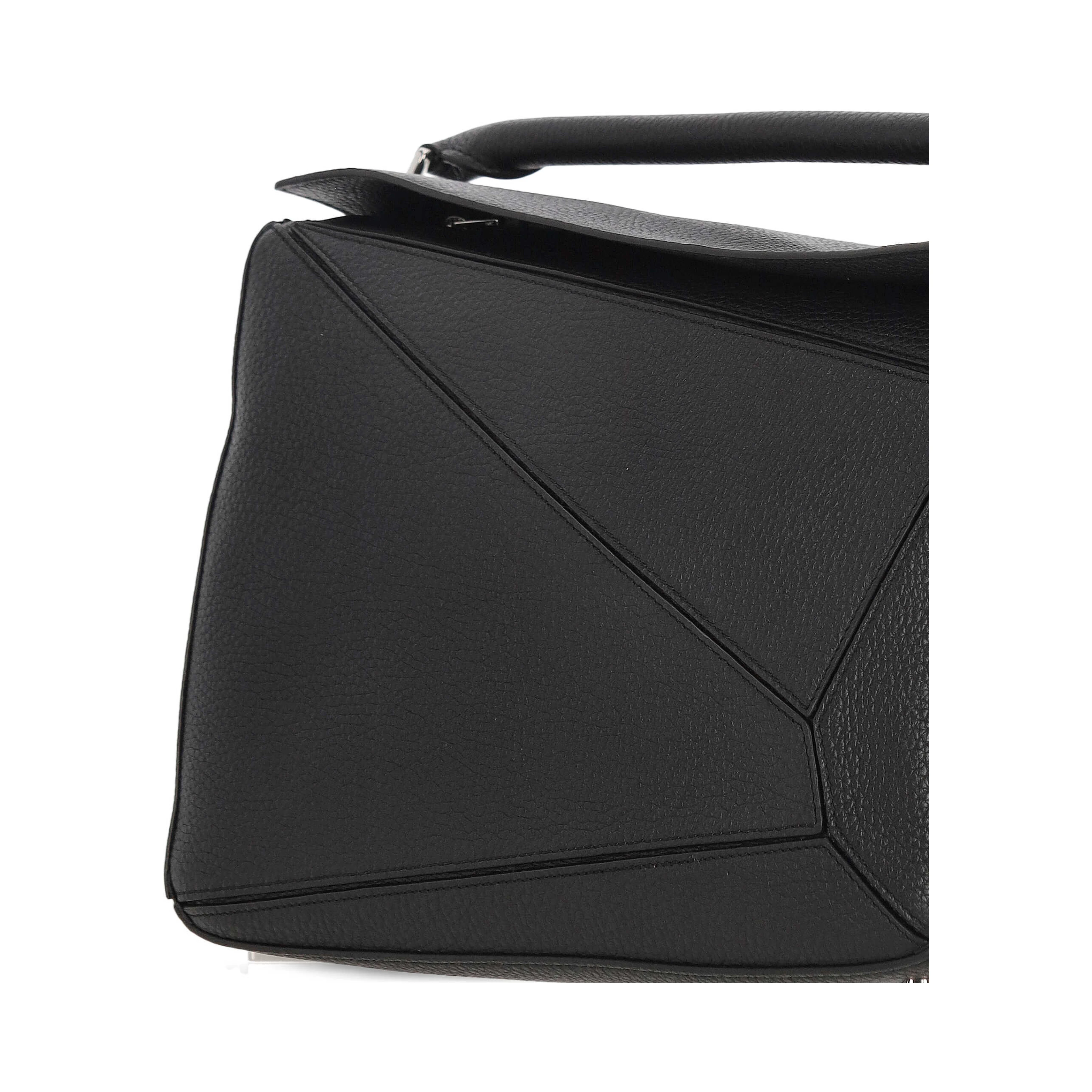 Loewe Bags.. Black