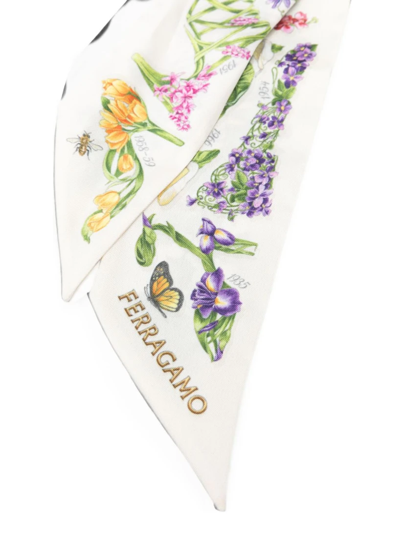 Ferragamo Scarfs