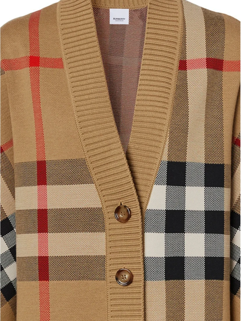 Burberry Sweaters
