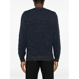 VENGERA Sweaters