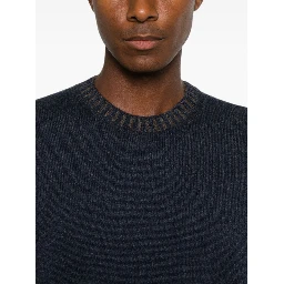 VENGERA Sweaters