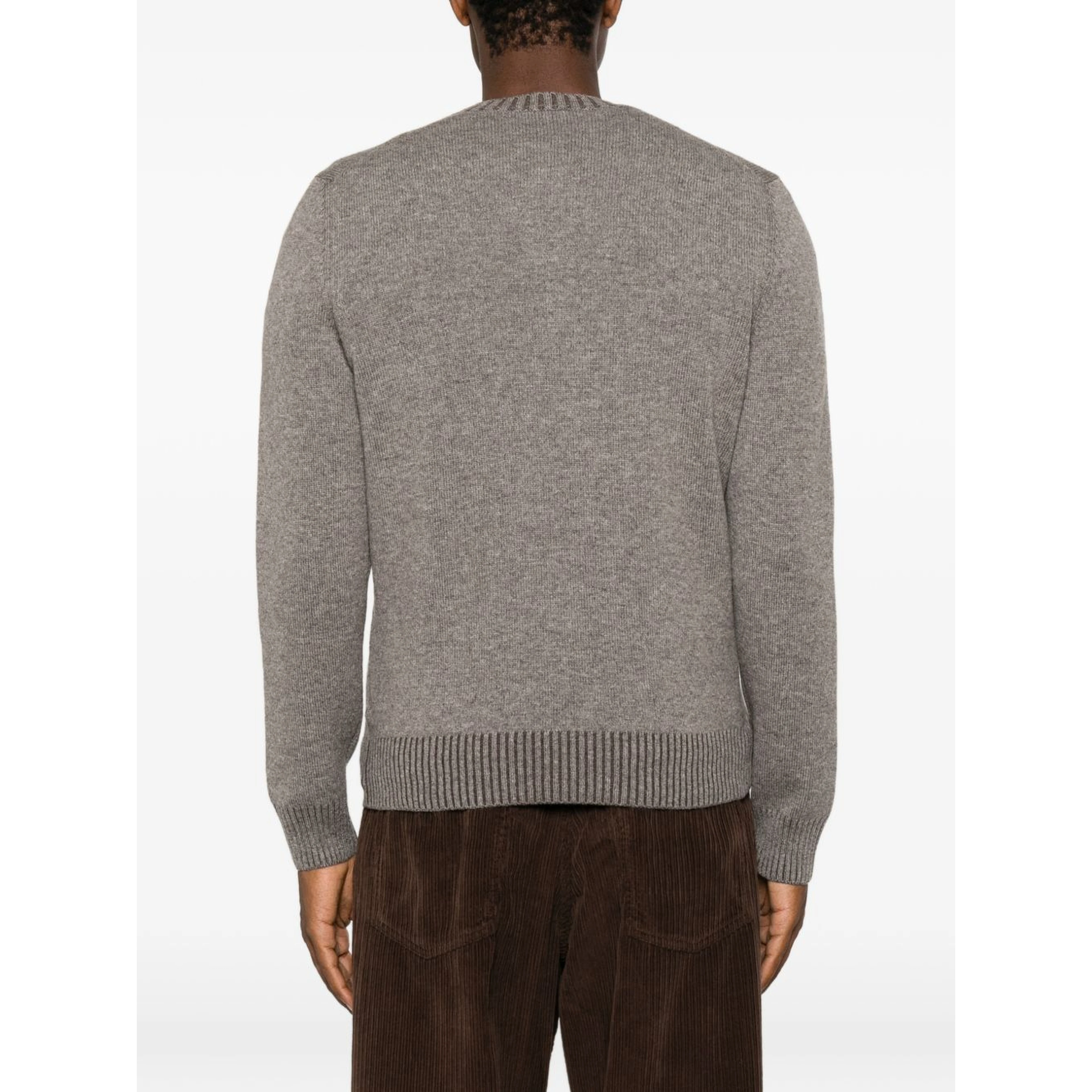 VENGERA Sweaters