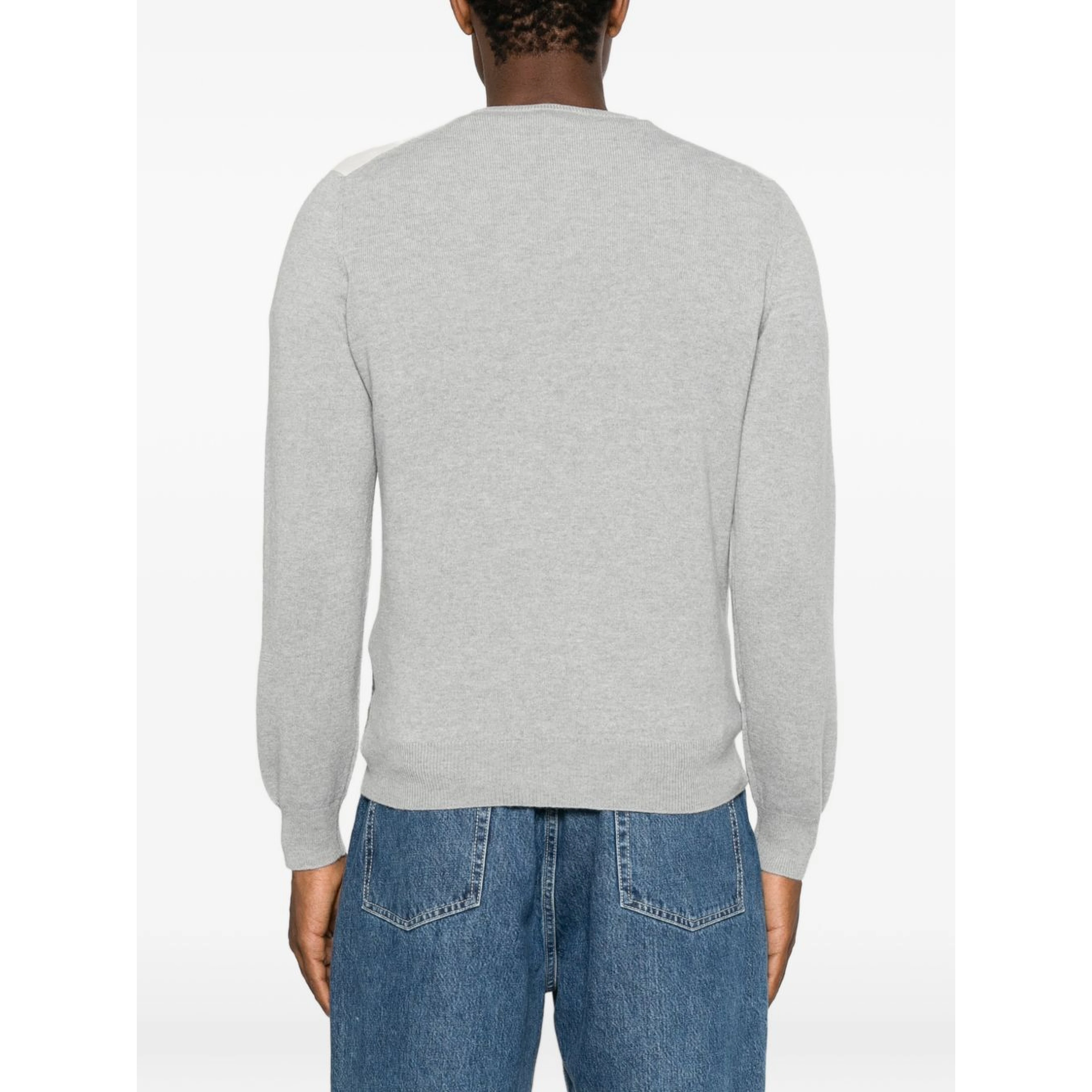 VENGERA Sweaters