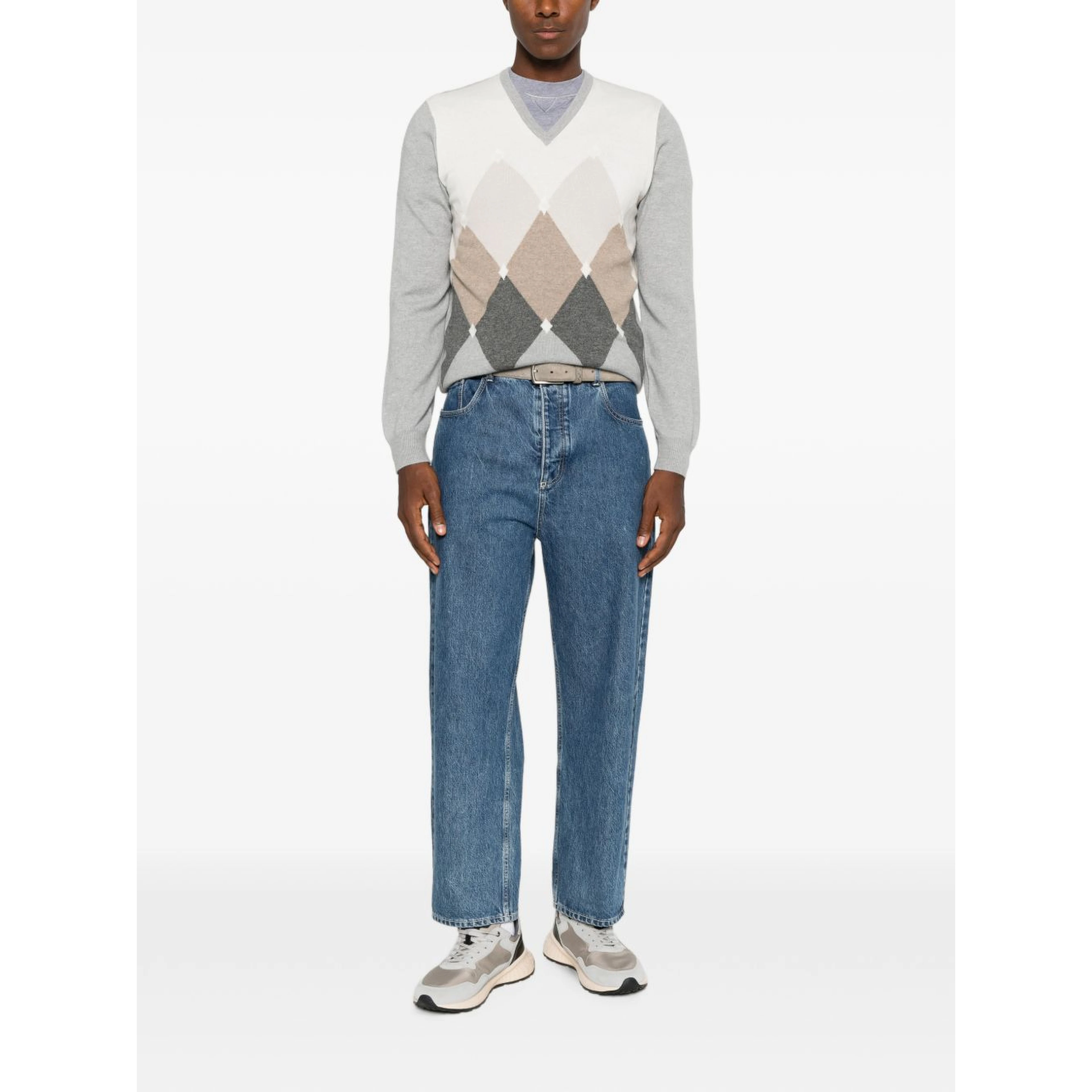 VENGERA Sweaters