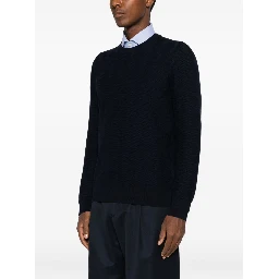 VENGERA Sweaters