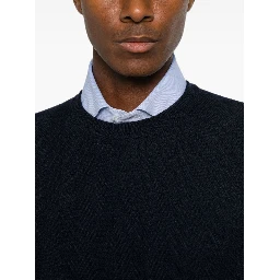 VENGERA Sweaters