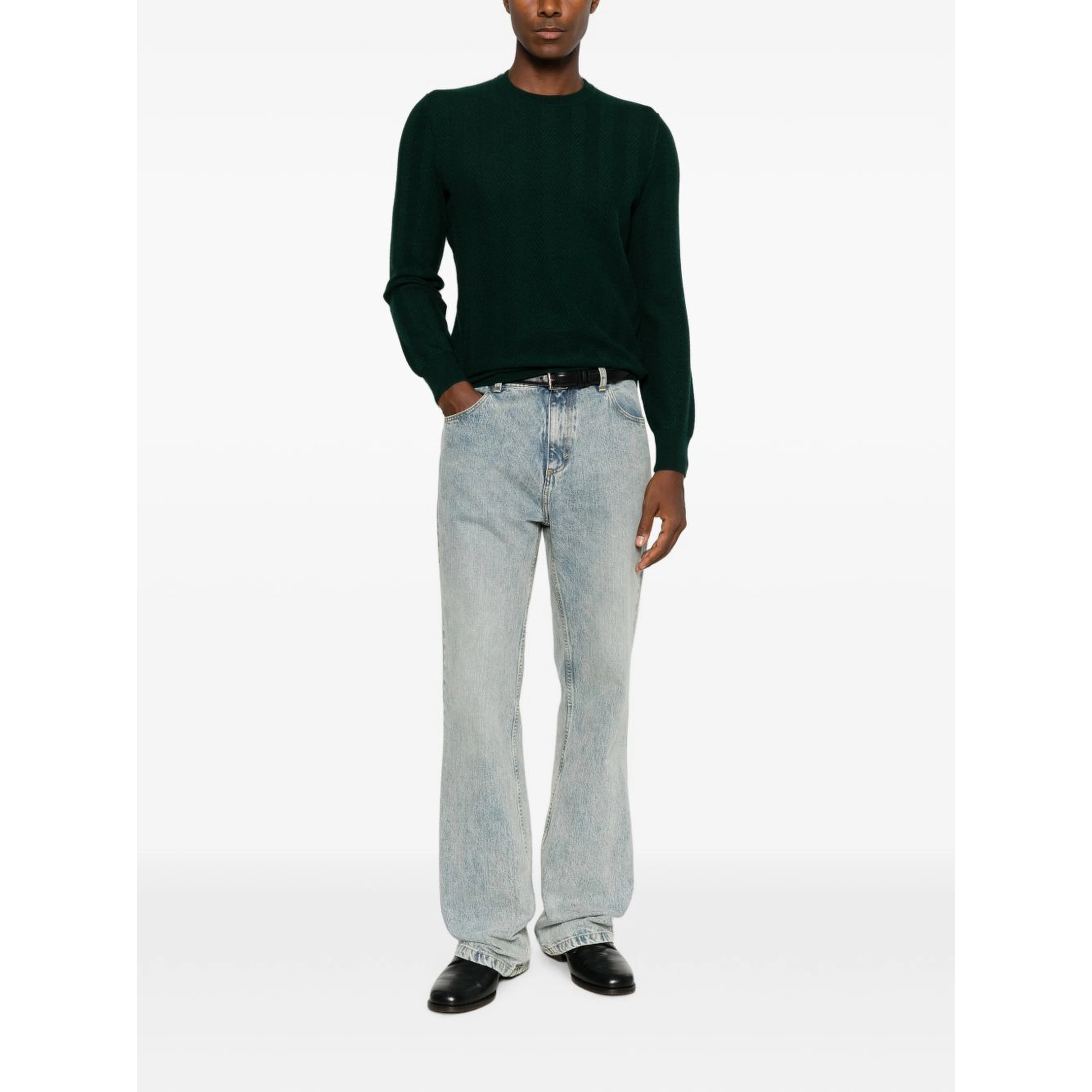 VENGERA Sweaters