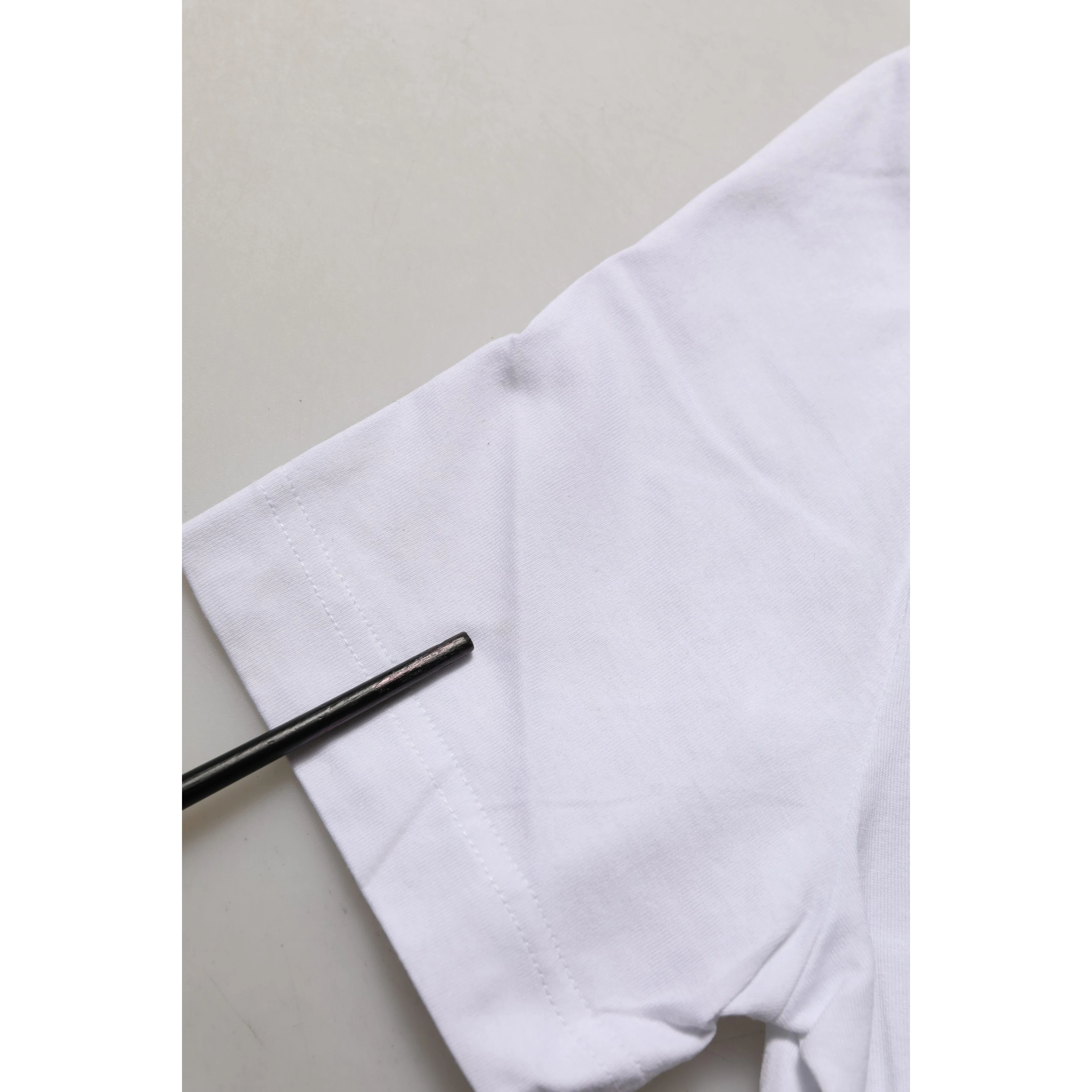 White Cotton Rose Patch Crew Neck T-shirt