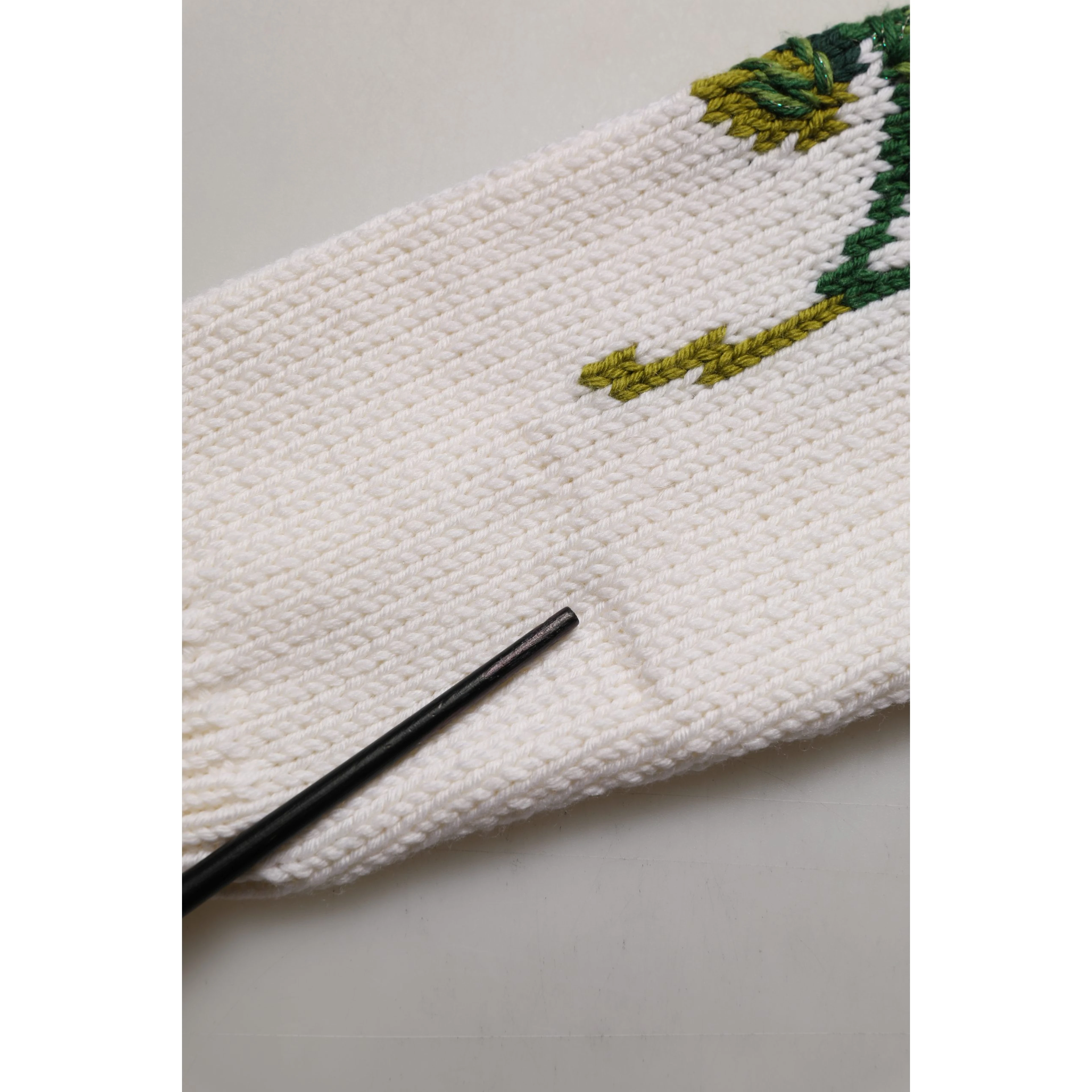 White Wool Floral Crew Neck Pullover Sweater