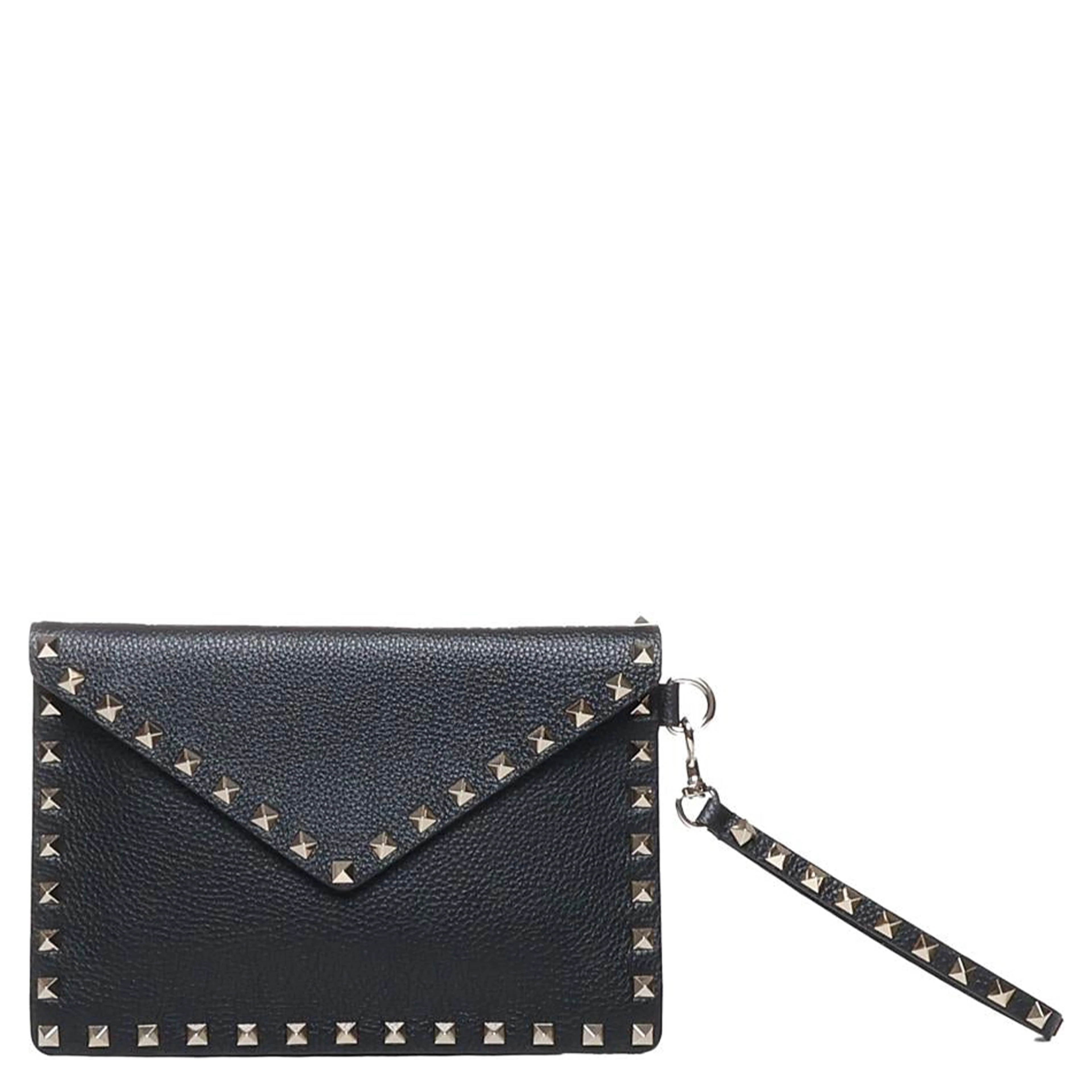 Grainy calfskin Rockstud pouch
