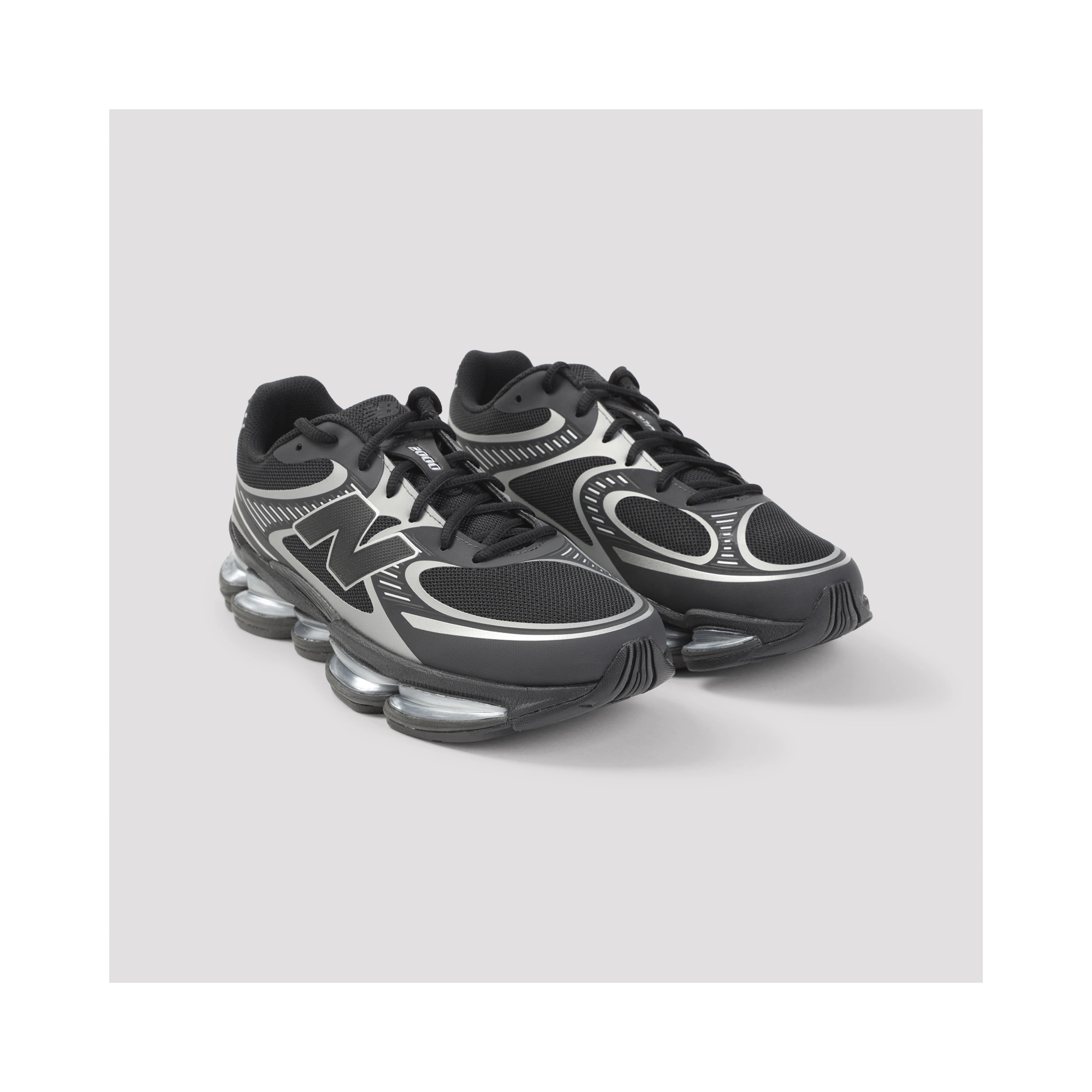 New Balance 2000 Sneakers