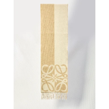 Anagram scarf in wool and cashmere