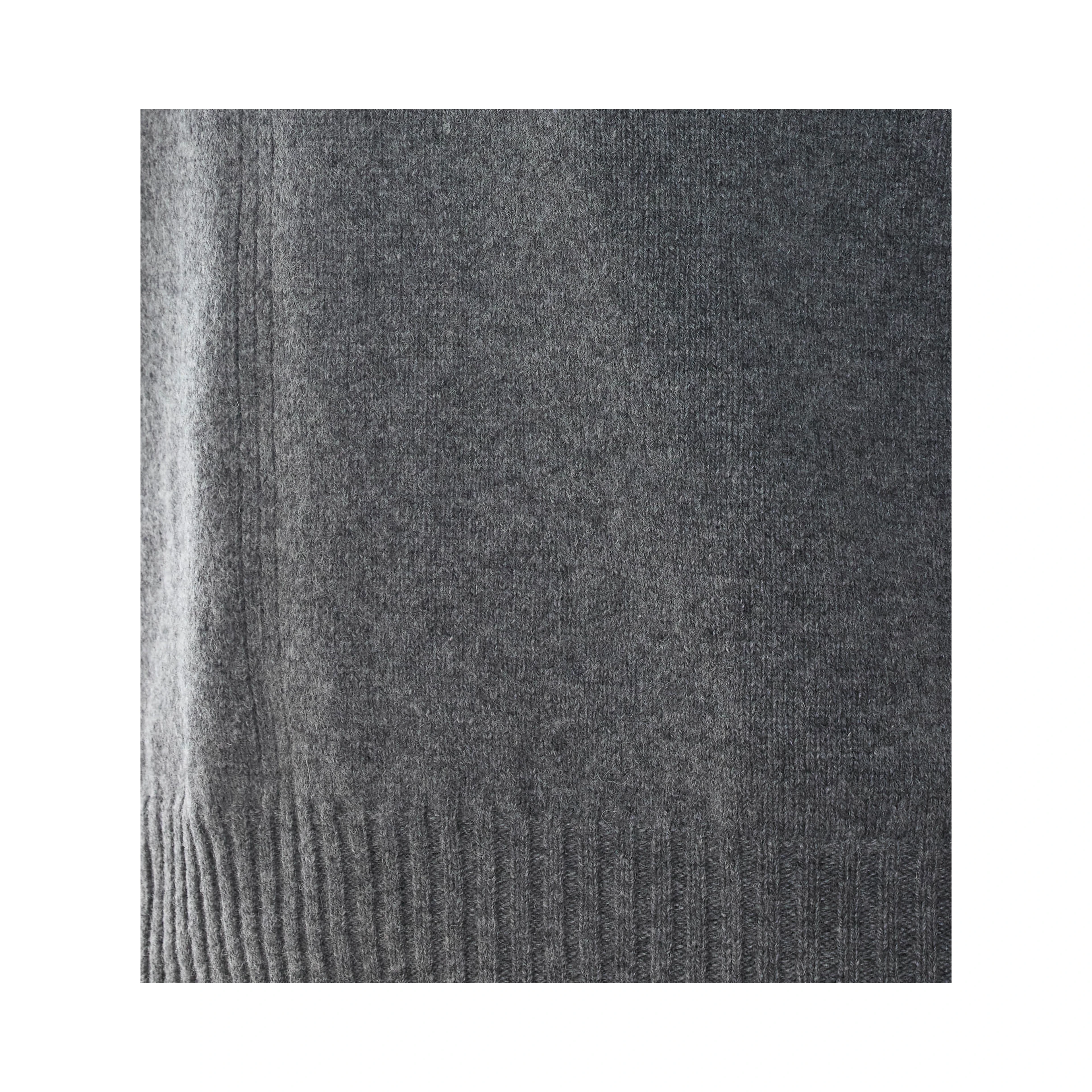 Alpha studio Sweaters