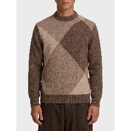 Beige crewneck pullover