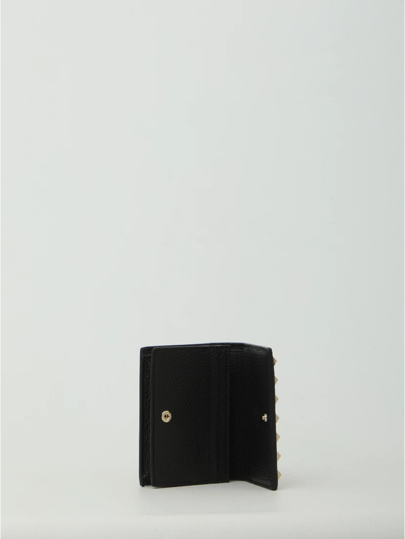 Rockstud wallet