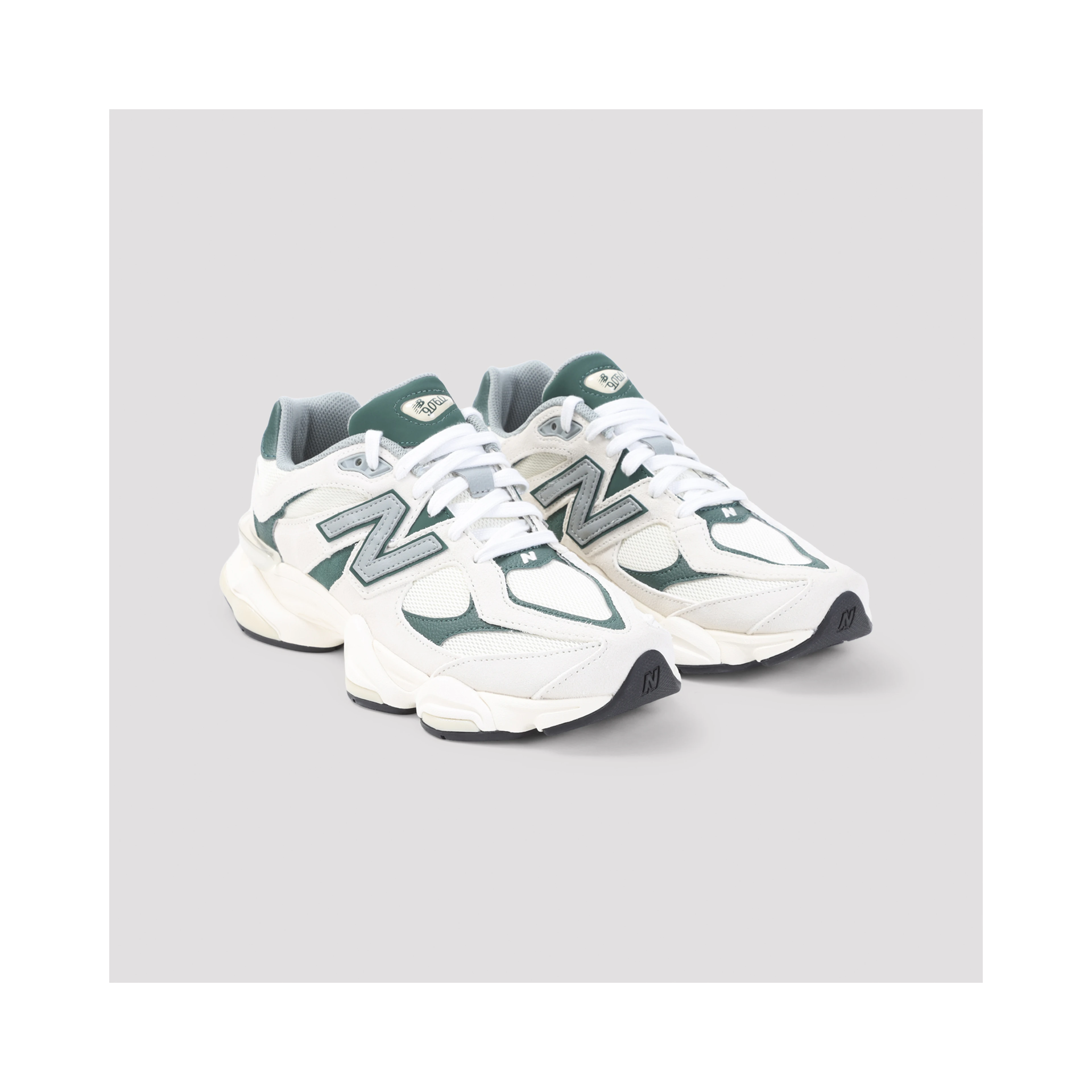 New Balance 9060 Sneakers