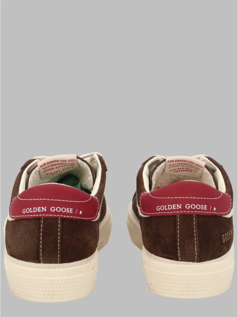 may suede upper and toe leather star and heel signature foxing