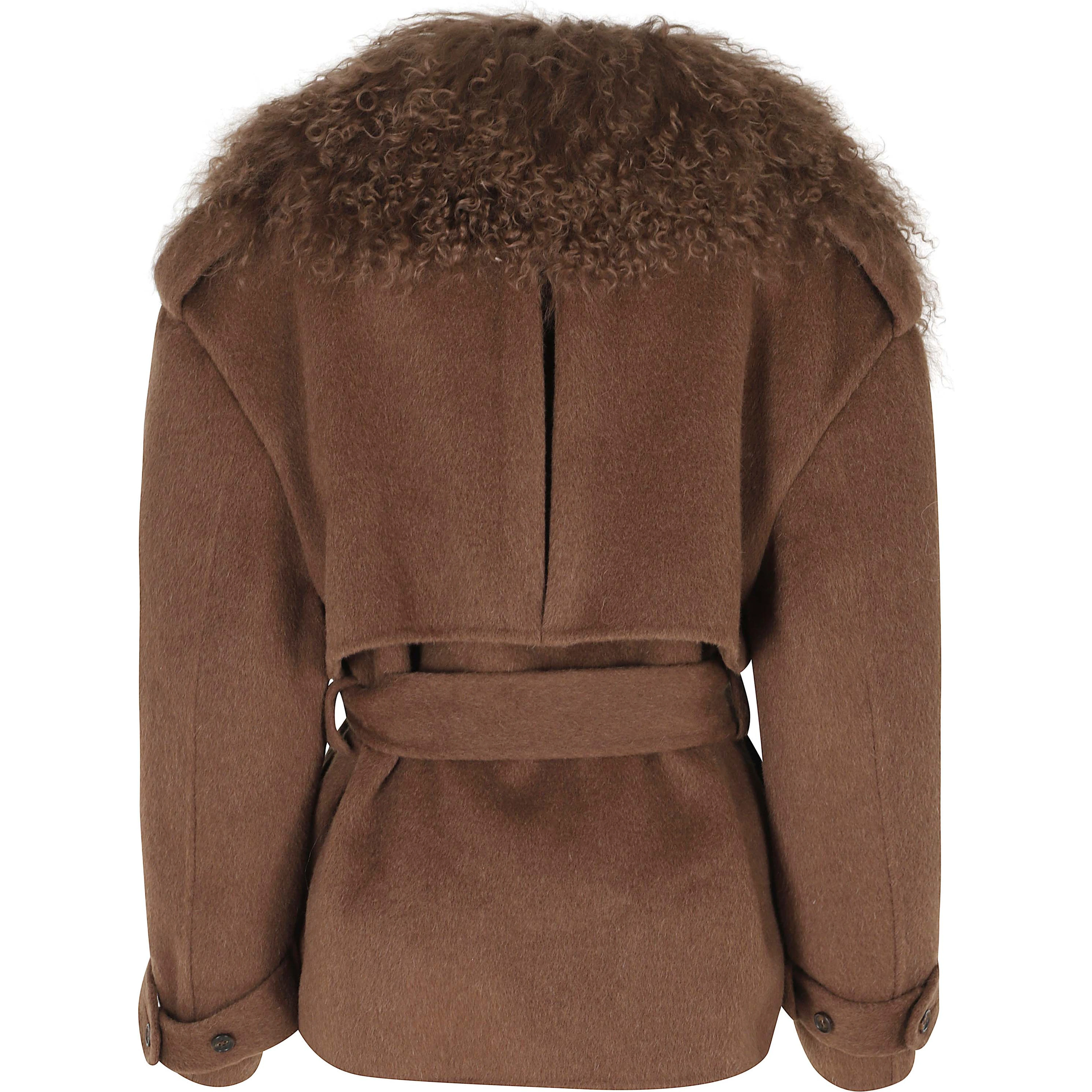 TRENCH CORTO