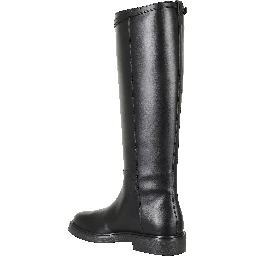 BOOT