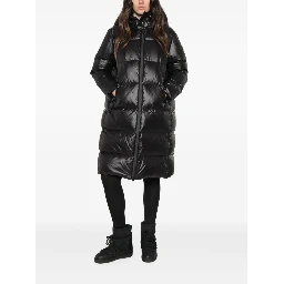 PEUTEREY Coats