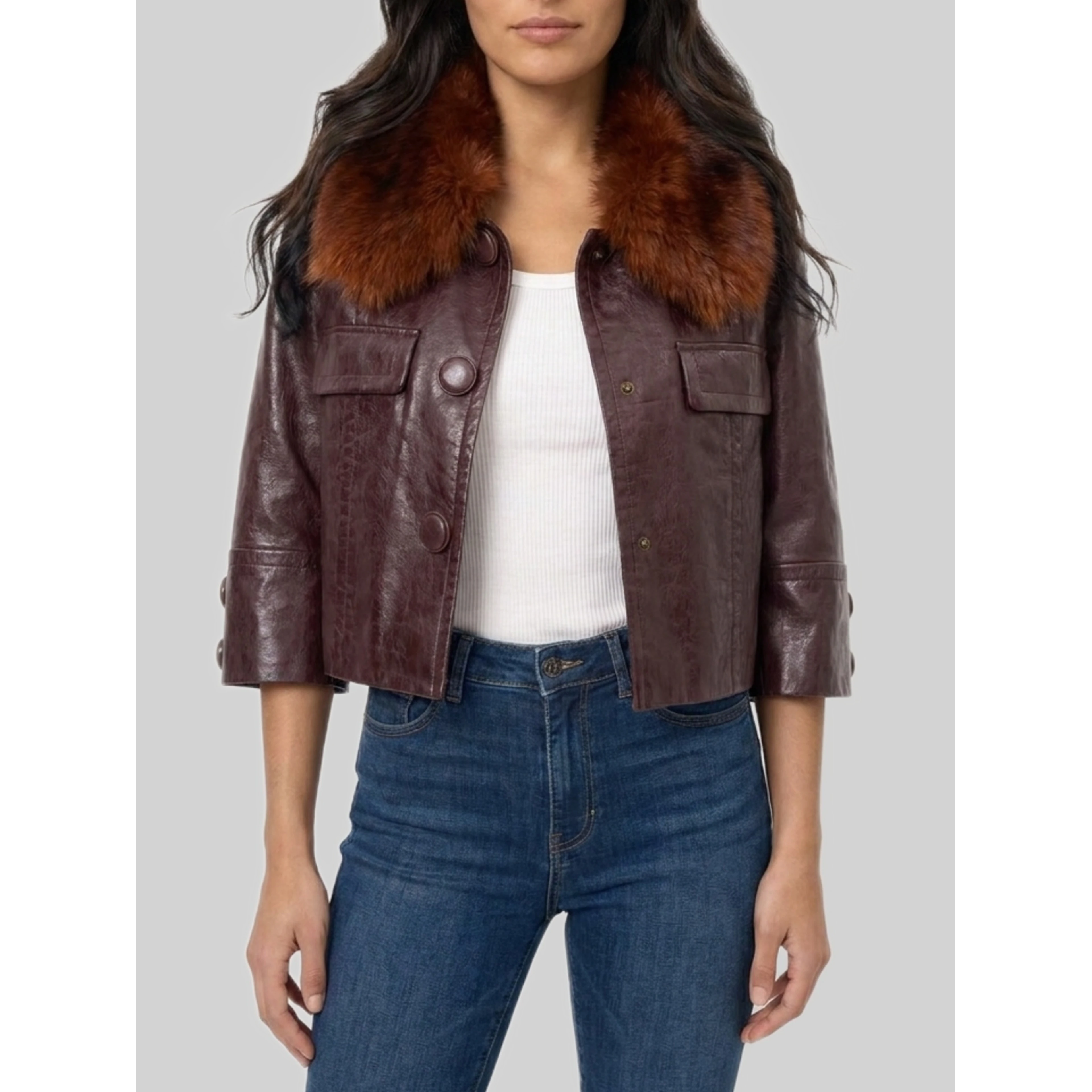 Short leather jacket