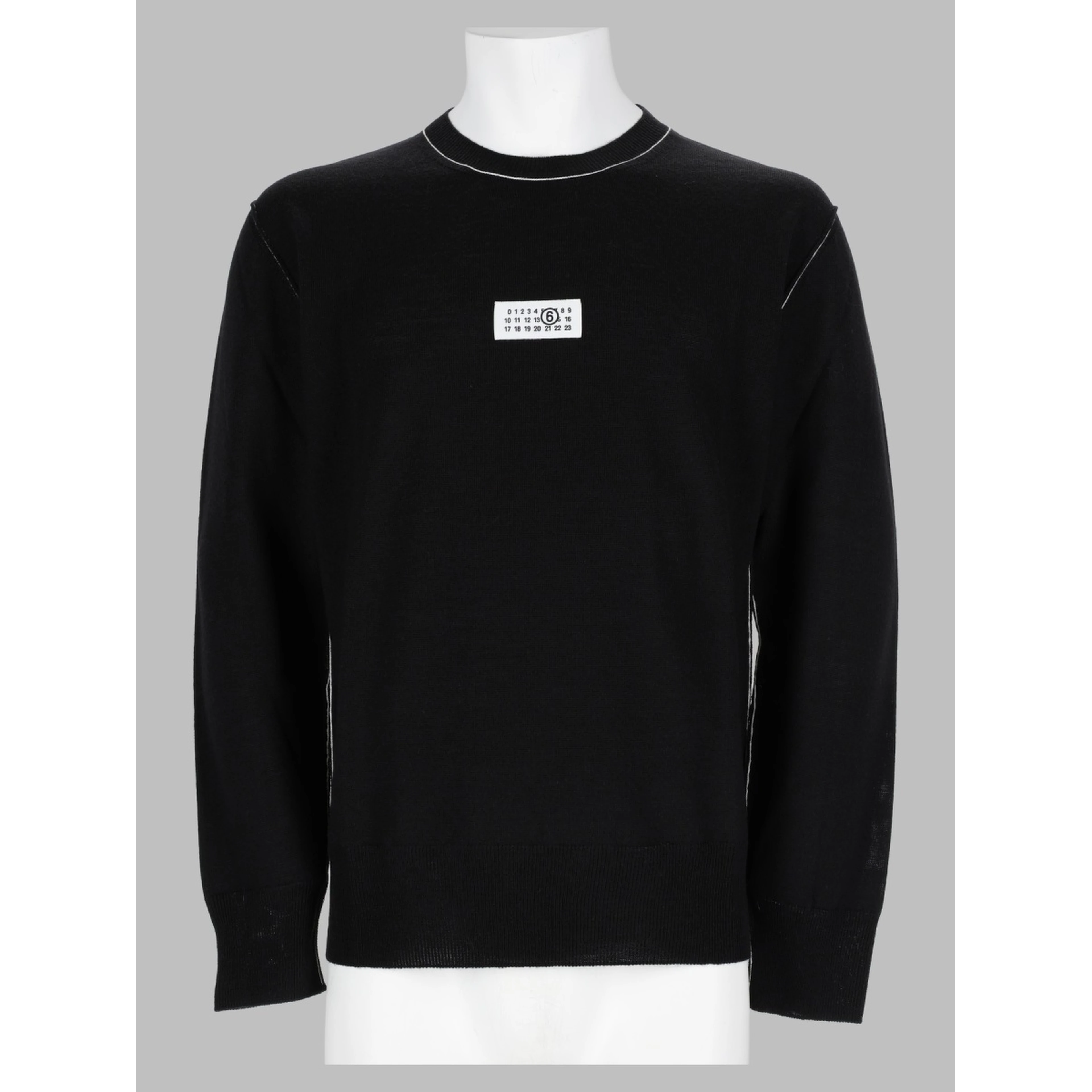 maglia con logo