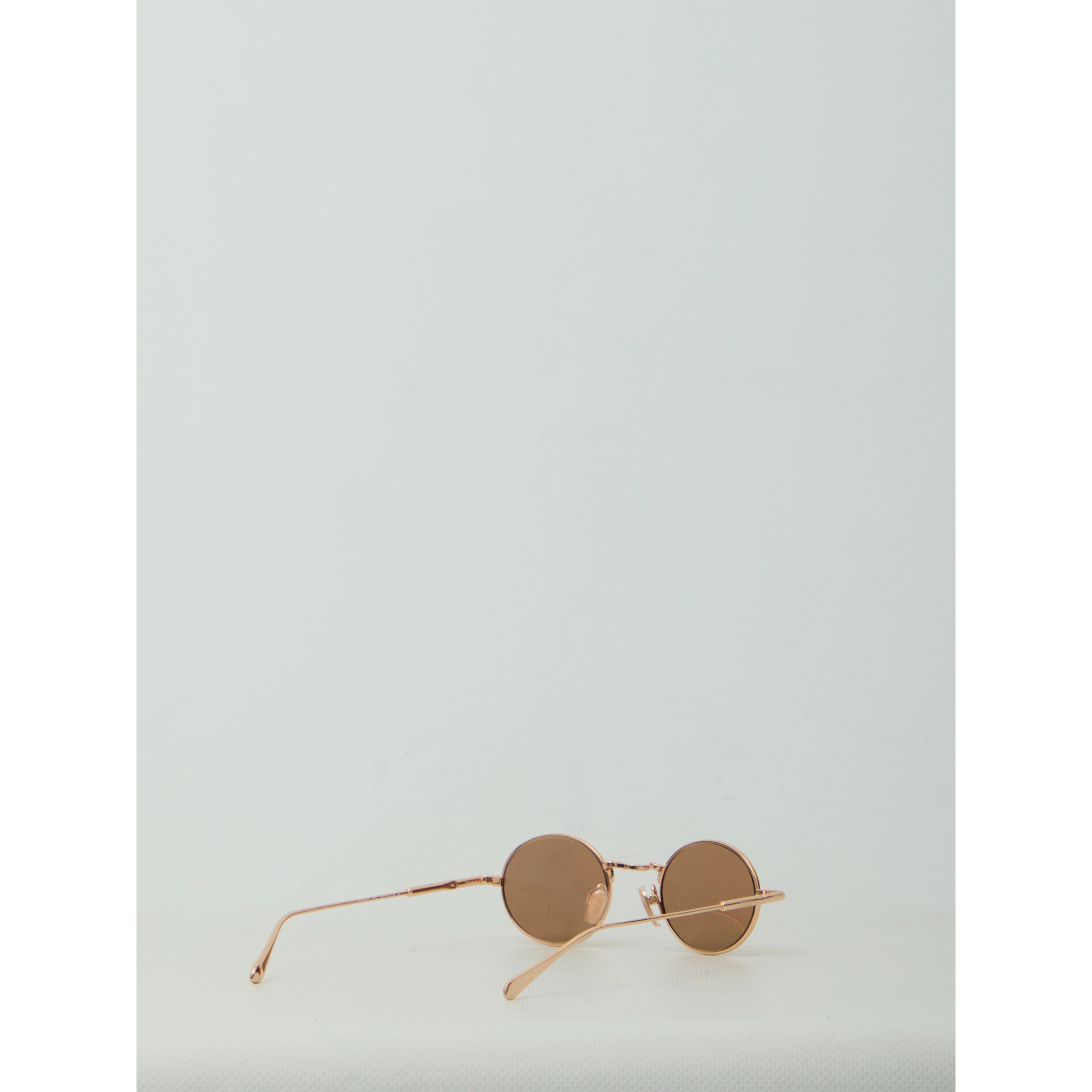 Pink round sunglasses