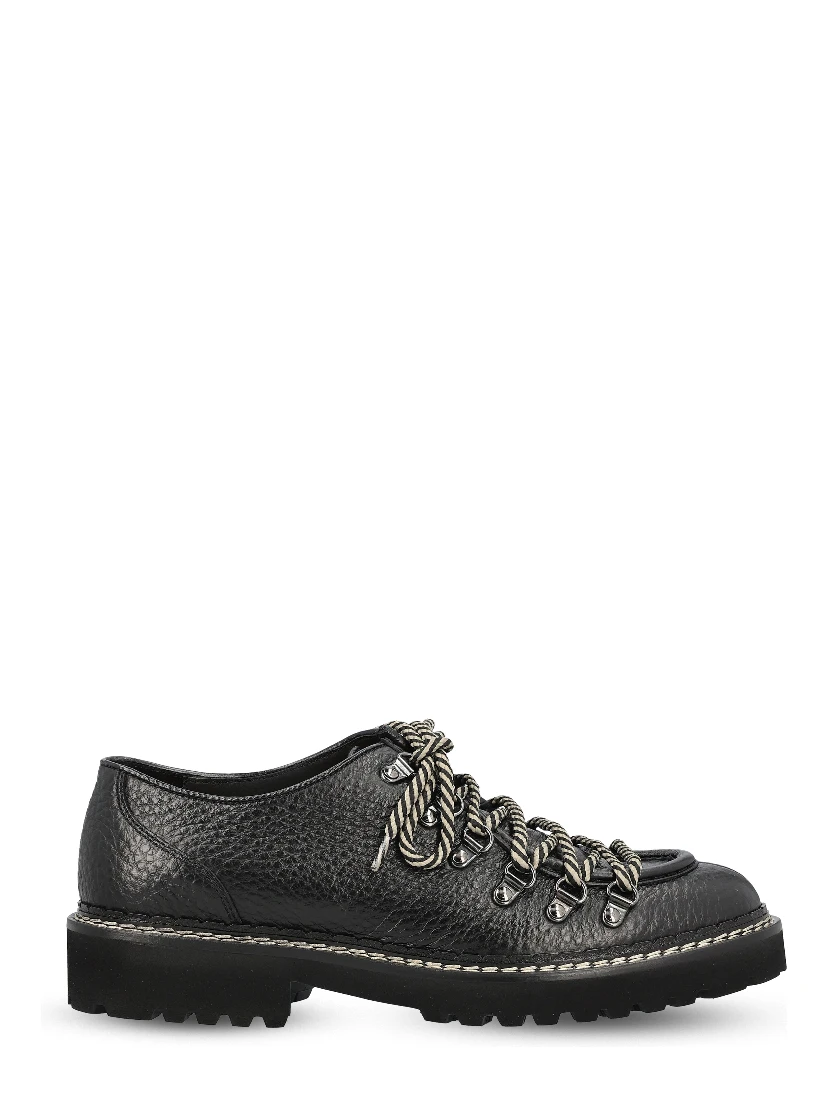 DOUCAL''S Flat shoes