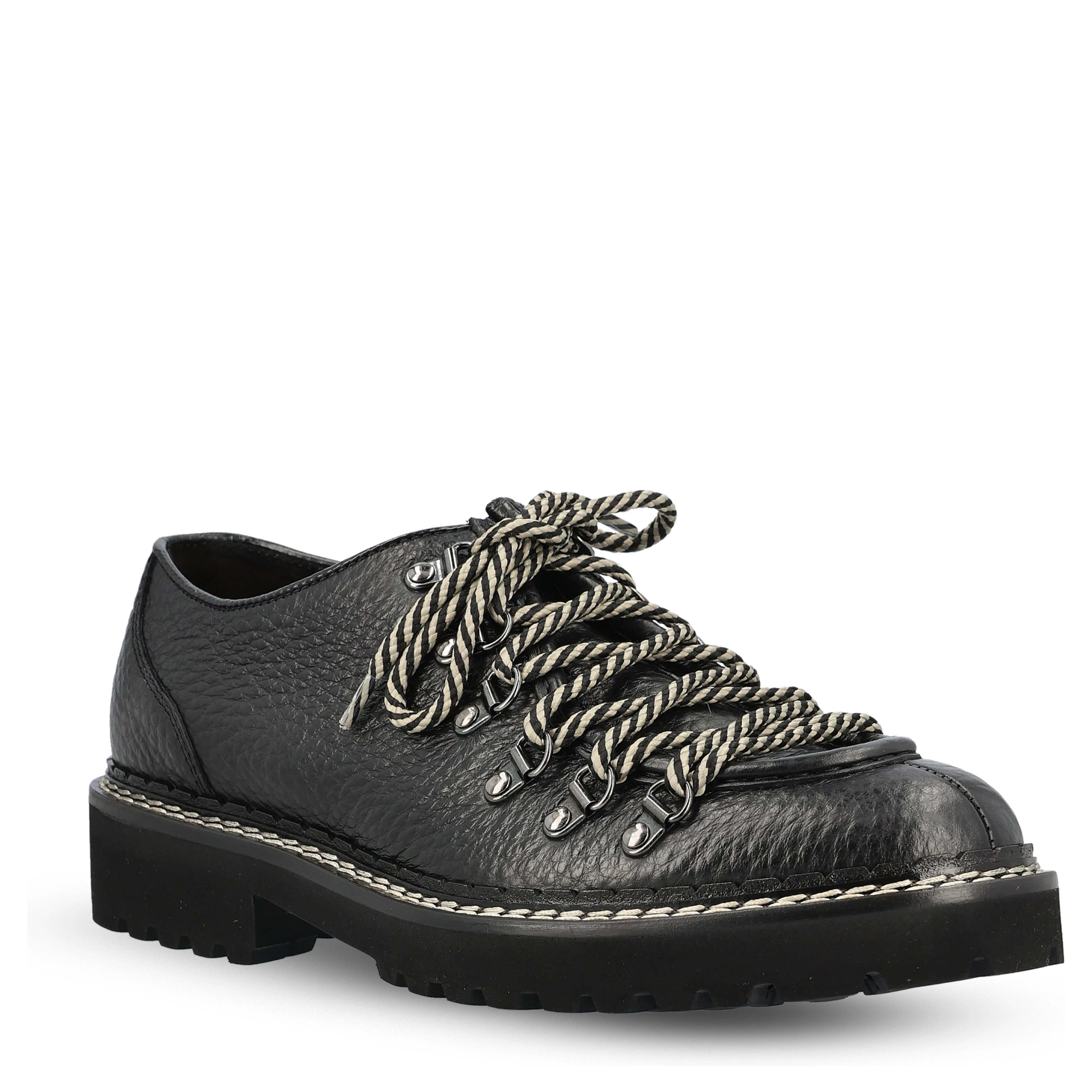 DOUCAL''S Flat shoes