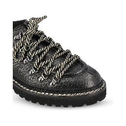 DOUCAL''S Flat shoes