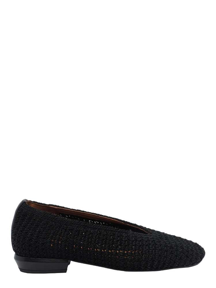 ANGEL ALARCON Flat shoes Black