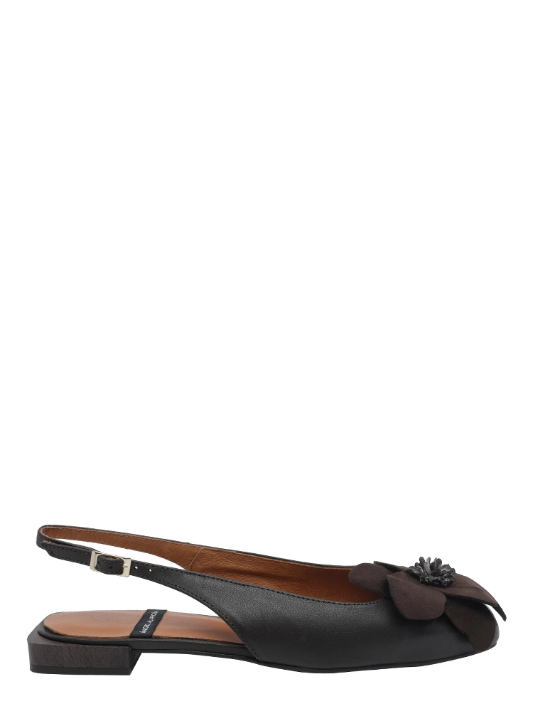 ANGEL ALARCON With Heel