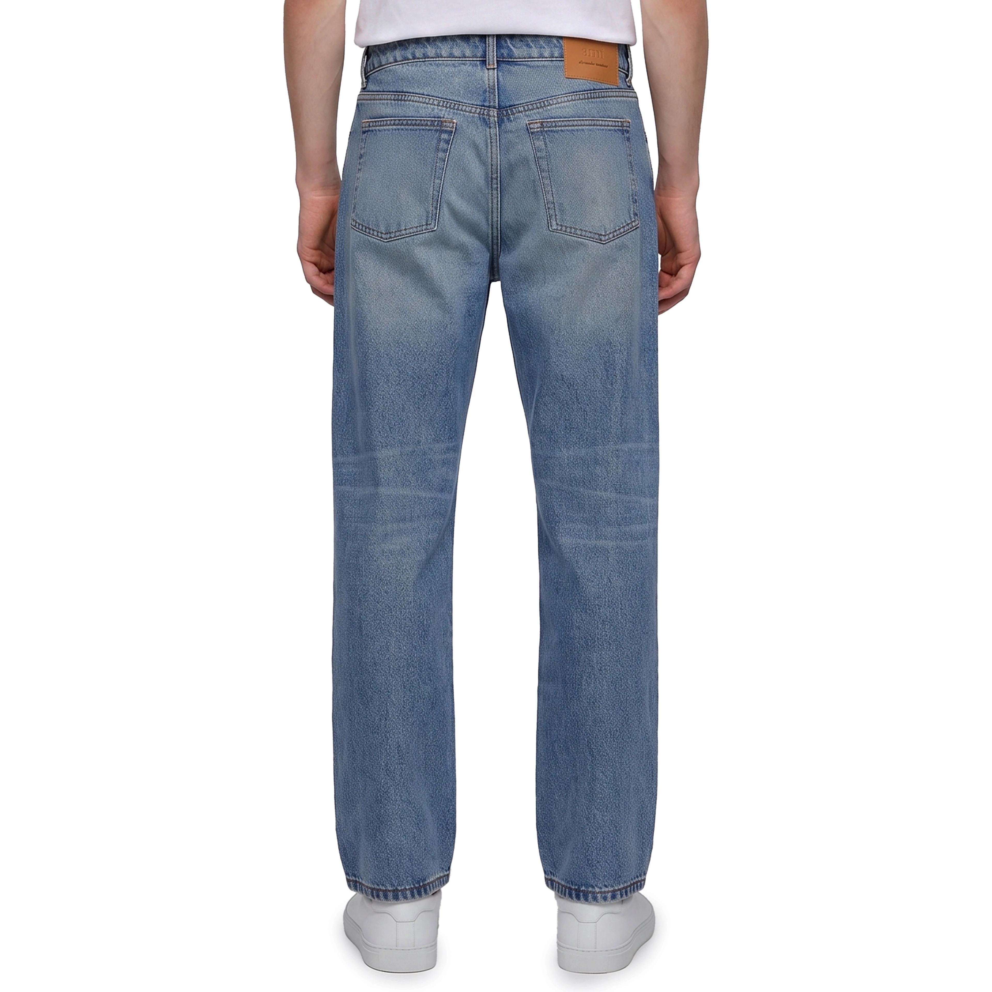 Wide-leg jeans
