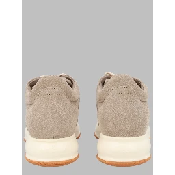 Sneaker "Interactive"