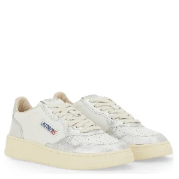 MEDALIST LOW SNEAKER